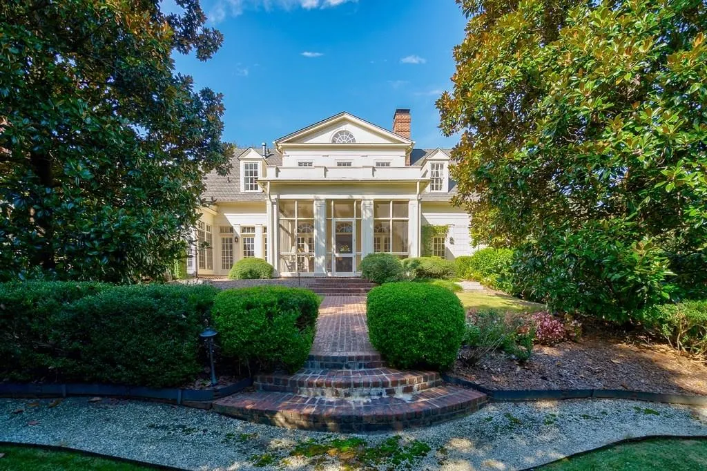 400 Windship Place, Atlanta, Georgia 30327, 7 Bedrooms Bedrooms, ,8 BathroomsBathrooms,Residential,Sold,400 Windship Place,6066645