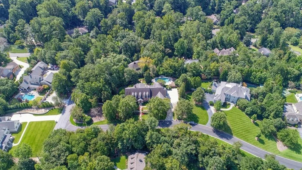 400 Windship Place, Atlanta, Georgia 30327, 7 Bedrooms Bedrooms, ,8 BathroomsBathrooms,Residential,Sold,400 Windship Place,6066645