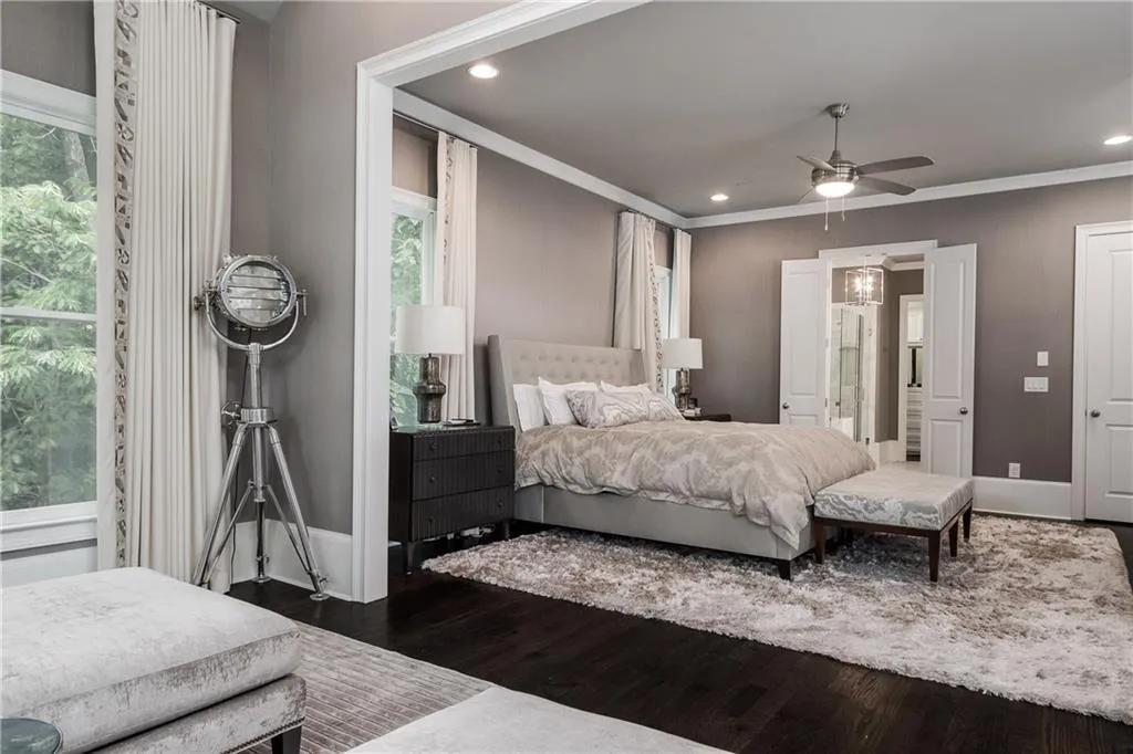 515 Belada Boulevard, Atlanta, Georgia 30342, 5 Bedrooms Bedrooms, ,4 BathroomsBathrooms,Residential,Sold,515 Belada Boulevard,6030191