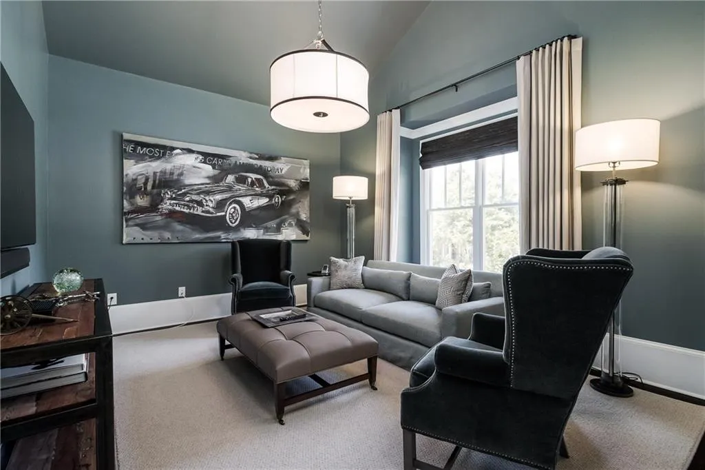 515 Belada Boulevard, Atlanta, Georgia 30342, 5 Bedrooms Bedrooms, ,4 BathroomsBathrooms,Residential,Sold,515 Belada Boulevard,6030191