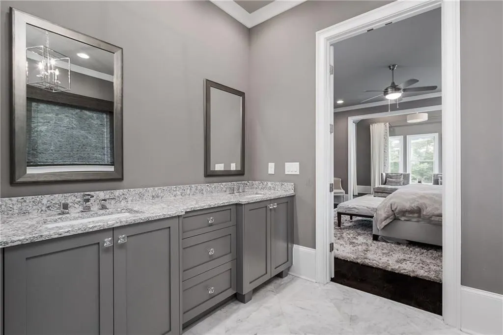 515 Belada Boulevard, Atlanta, Georgia 30342, 5 Bedrooms Bedrooms, ,4 BathroomsBathrooms,Residential,Sold,515 Belada Boulevard,6030191