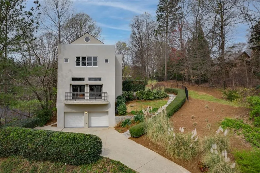 4810 Lafayette Court Nw, Atlanta, Georgia 30327, 4 Bedrooms Bedrooms, ,3 BathroomsBathrooms,Residential,Sold,4810 Lafayette Court Nw,6858310