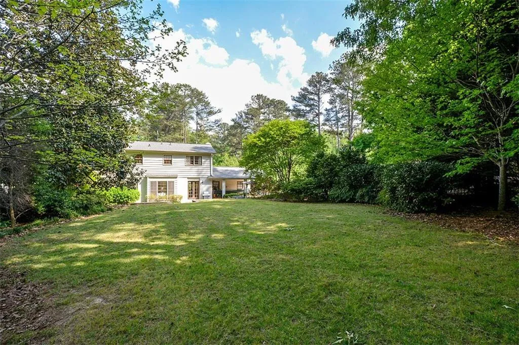 6586 Wright Road, Atlanta, Georgia 30328, 4 Bedrooms Bedrooms, ,2 BathroomsBathrooms,Residential,Sold,6586 Wright Road,5851425