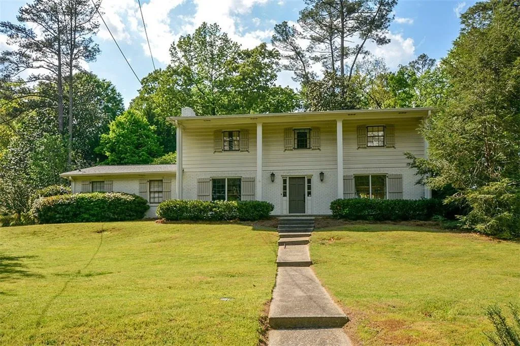 6586 Wright Road, Atlanta, Georgia 30328, 4 Bedrooms Bedrooms, ,2 BathroomsBathrooms,Residential,Sold,6586 Wright Road,5851425