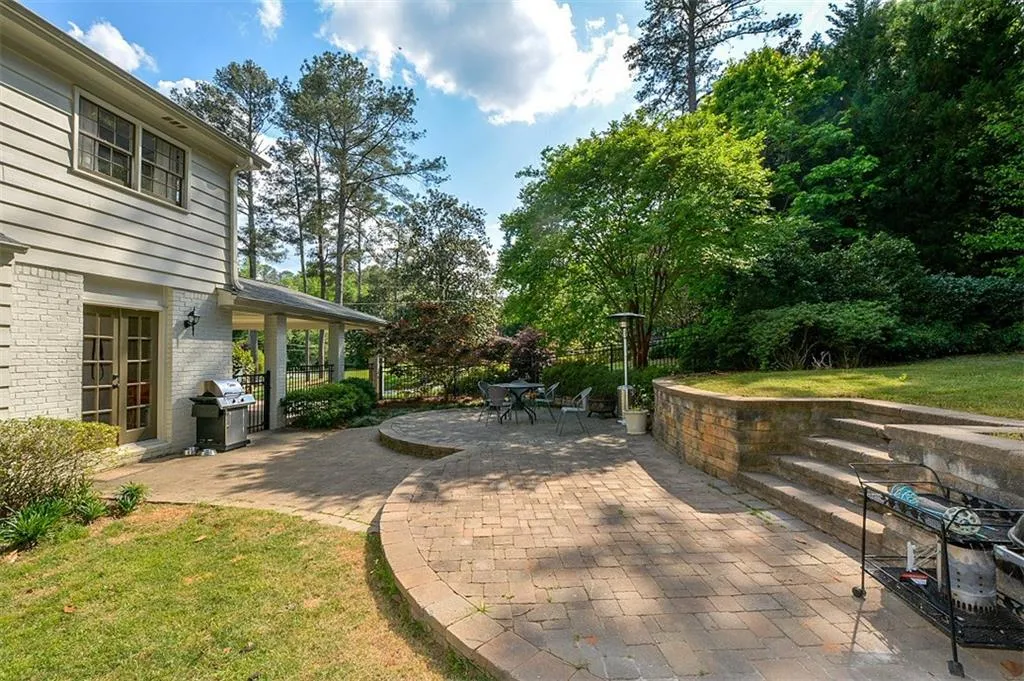 6586 Wright Road, Atlanta, Georgia 30328, 4 Bedrooms Bedrooms, ,2 BathroomsBathrooms,Residential,Sold,6586 Wright Road,5851425