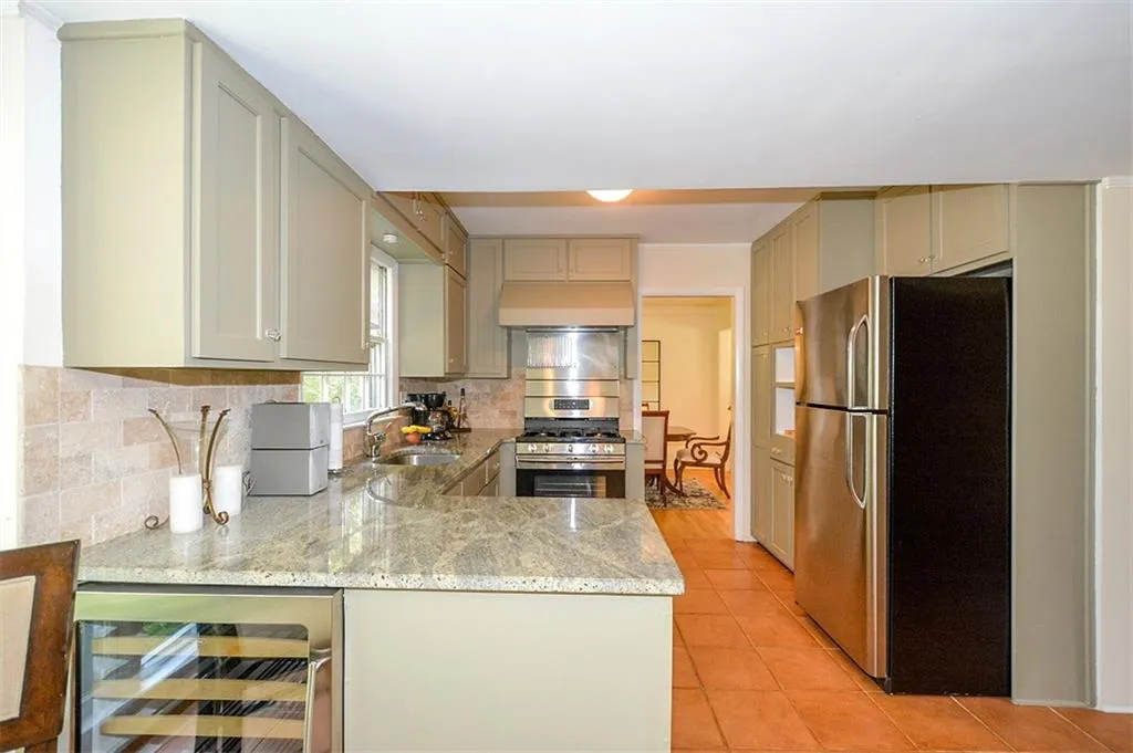 6586 Wright Road, Atlanta, Georgia 30328, 4 Bedrooms Bedrooms, ,2 BathroomsBathrooms,Residential,Sold,6586 Wright Road,5851425