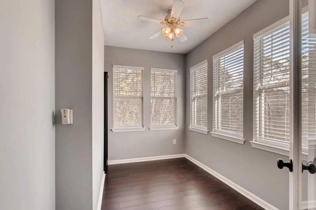 5559 Glenridge Drive Unit 1401, Atlanta, Georgia 30342, 2 Bedrooms Bedrooms, ,1 BathroomBathrooms,Residential,Sold,5559 Glenridge Drive Unit 1401,6502177