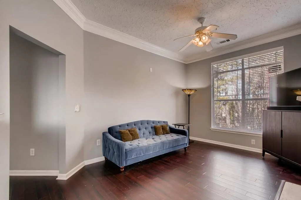 5559 Glenridge Drive Unit 1401, Atlanta, Georgia 30342, 2 Bedrooms Bedrooms, ,1 BathroomBathrooms,Residential,Sold,5559 Glenridge Drive Unit 1401,6502177