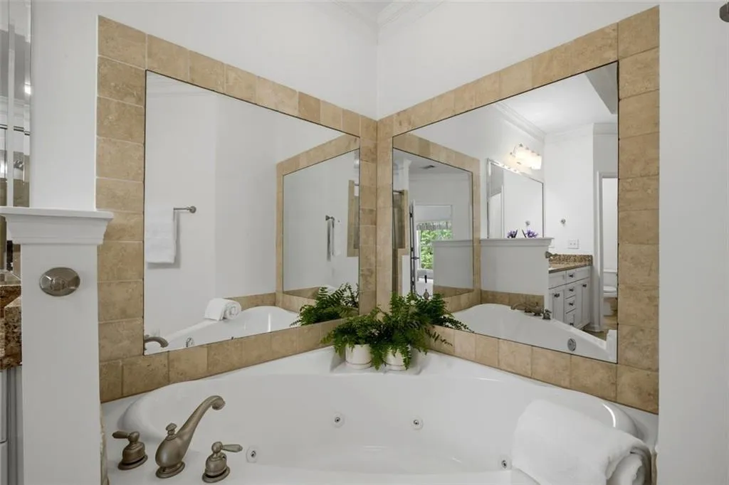 2691 Rivers Edge Drive Ne Unit 48, Atlanta, Georgia 30324, 3 Bedrooms Bedrooms, 0 ,3 BathroomsBathrooms,Residential,For Sale,2691 Rivers Edge Drive Ne Unit 48,7758278