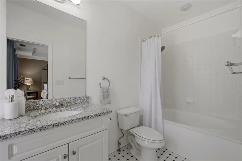 2691 Rivers Edge Drive Ne Unit 48, Atlanta, Georgia 30324, 3 Bedrooms Bedrooms, 0 ,3 BathroomsBathrooms,Residential,For Sale,2691 Rivers Edge Drive Ne Unit 48,7758278