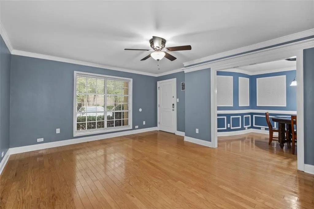 5400 Roswell Road Unit D4, Sandy Springs, Georgia 30342, 3 Bedrooms Bedrooms, ,2 BathroomsBathrooms,Residential,Sold,5400 Roswell Road Unit D4,7274206