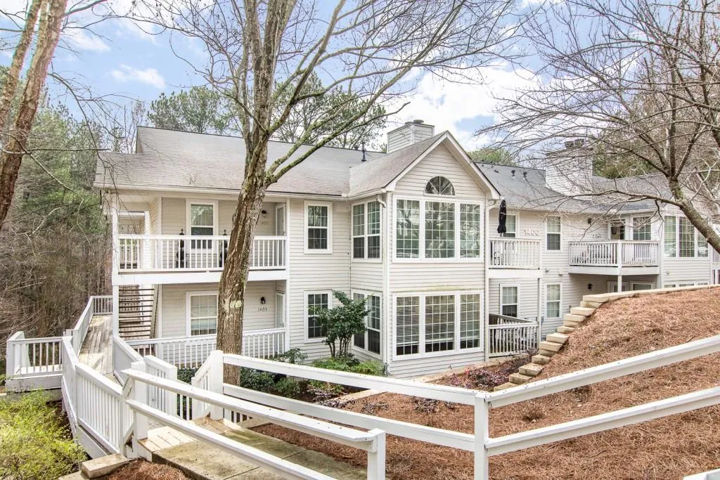 1402 Gettysburg Place, Sandy Springs, Georgia 30350, 2 Bedrooms Bedrooms, ,2 BathroomsBathrooms,Residential,Sold,1402 Gettysburg Place,6513558