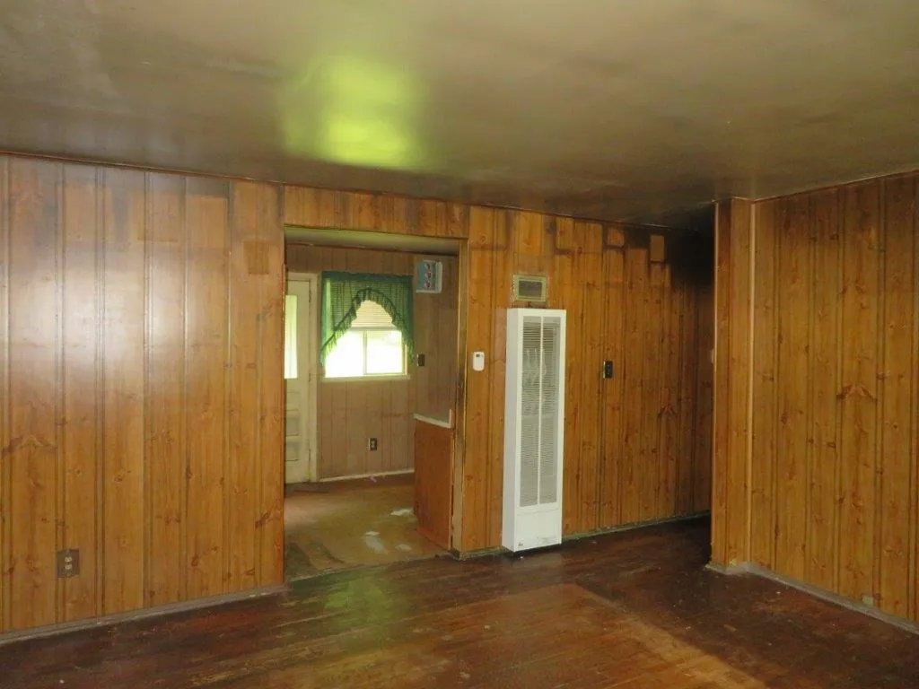 2353 Clarissa Drive Nw, Atlanta, Georgia 30318, 3 Bedrooms Bedrooms, ,1 BathroomBathrooms,Residential,For Sale,2353 Clarissa Drive Nw,7645711
