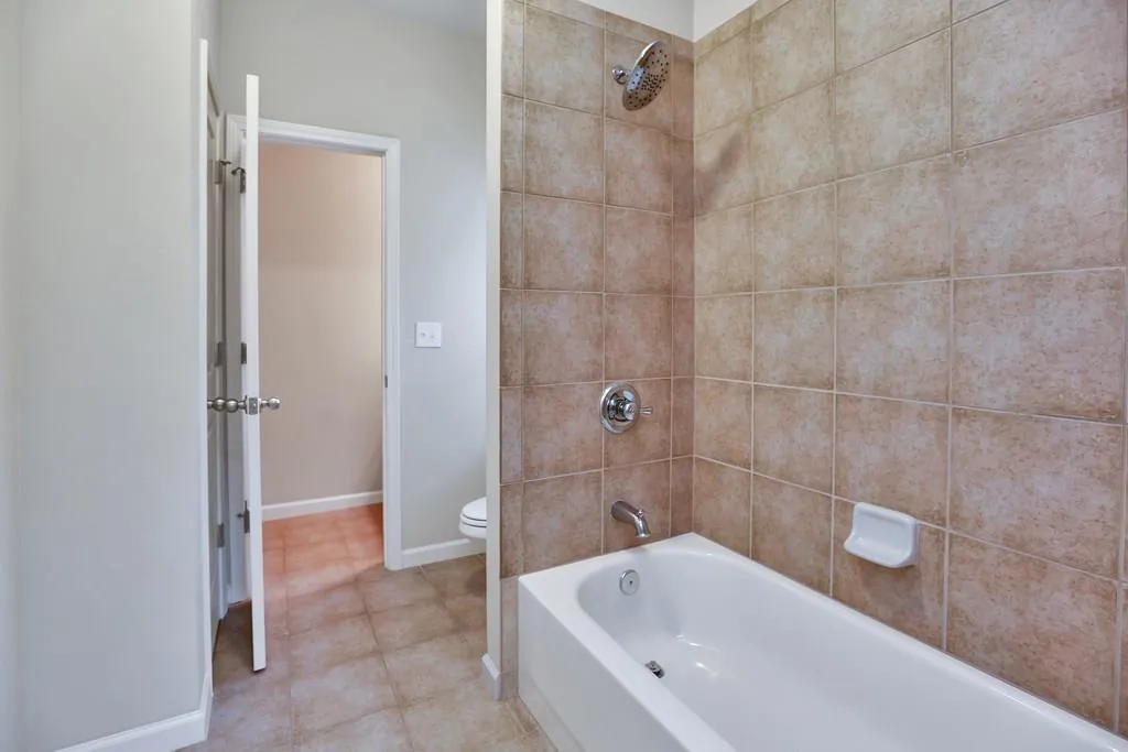 514 Glenmanor Court, Atlanta, Georgia 30328, 4 Bedrooms Bedrooms, ,3 BathroomsBathrooms,Residential,Sold,514 Glenmanor Court,6038267