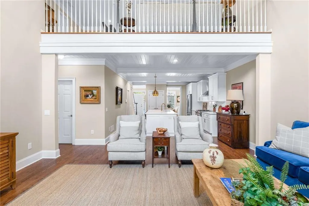 188 Mystic Court, Atlanta, Georgia 30342, 3 Bedrooms Bedrooms, ,3 BathroomsBathrooms,Residential,For Sale,188 Mystic Court,7656155