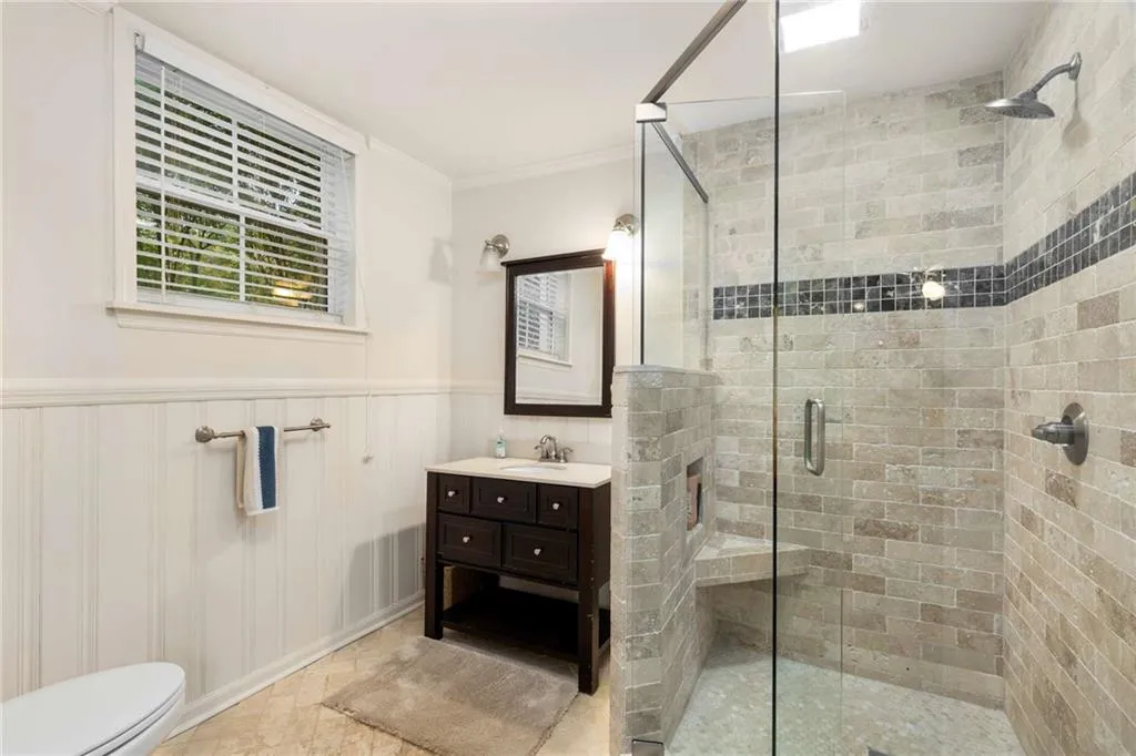 720 Fair Oaks Manor, Sandy Springs, Georgia 30327, 5 Bedrooms Bedrooms, ,4 BathroomsBathrooms,Residential,For Sale,720 Fair Oaks Manor,7673452