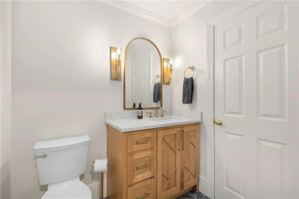 720 Fair Oaks Manor, Sandy Springs, Georgia 30327, 5 Bedrooms Bedrooms, ,4 BathroomsBathrooms,Residential,For Sale,720 Fair Oaks Manor,7673452