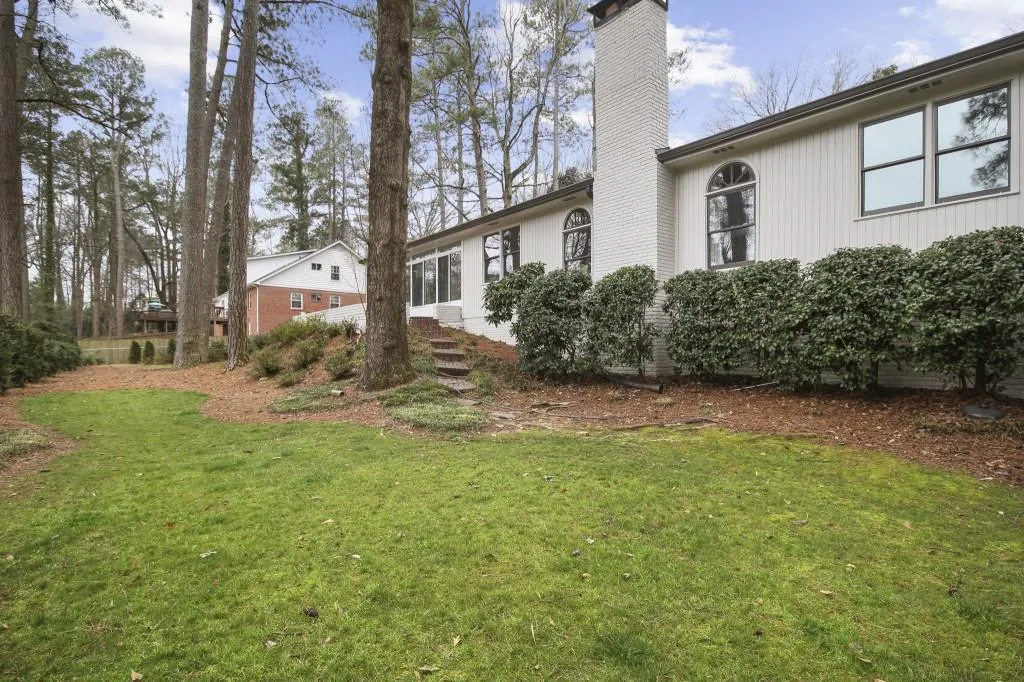 29 Brandon Ridge Drive, Sandy Springs, Georgia 30328, 3 Bedrooms Bedrooms, ,3 BathroomsBathrooms,Residential,Sold,29 Brandon Ridge Drive,6848202