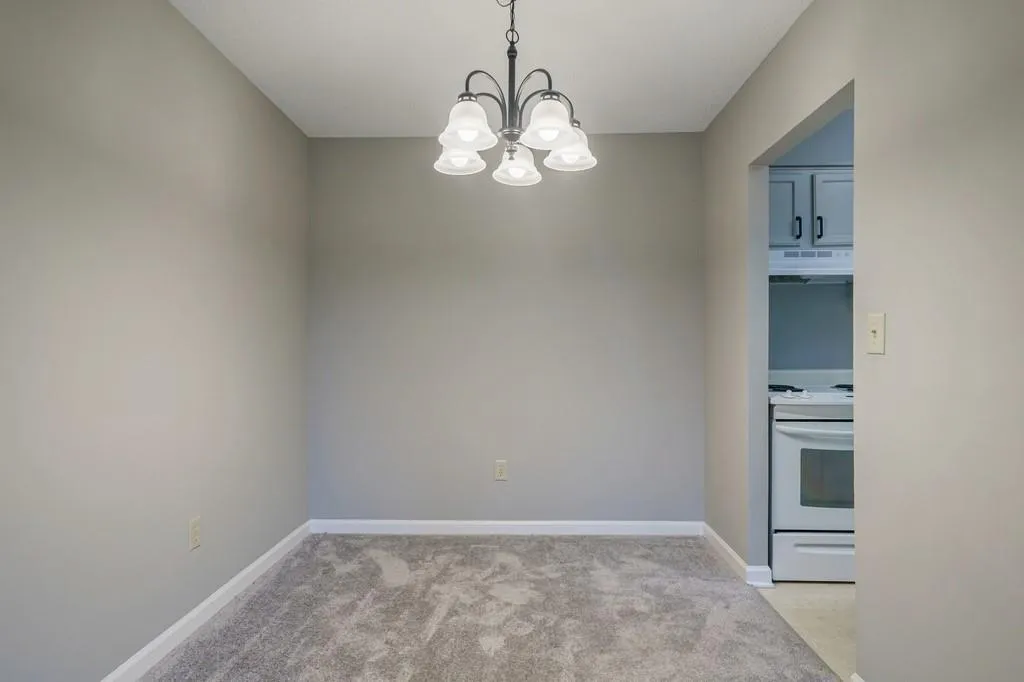 300 Johnson Ferry Road Ne Unit A310, Sandy Springs, Georgia 30328, 1 Bedroom Bedrooms, ,1 BathroomBathrooms,Residential,Sold,300 Johnson Ferry Road Ne Unit A310,6974033