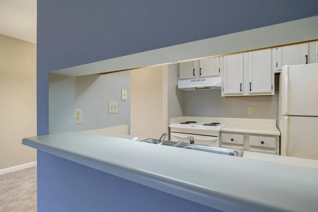 300 Johnson Ferry Road Ne Unit A310, Sandy Springs, Georgia 30328, 1 Bedroom Bedrooms, ,1 BathroomBathrooms,Residential,Sold,300 Johnson Ferry Road Ne Unit A310,6974033