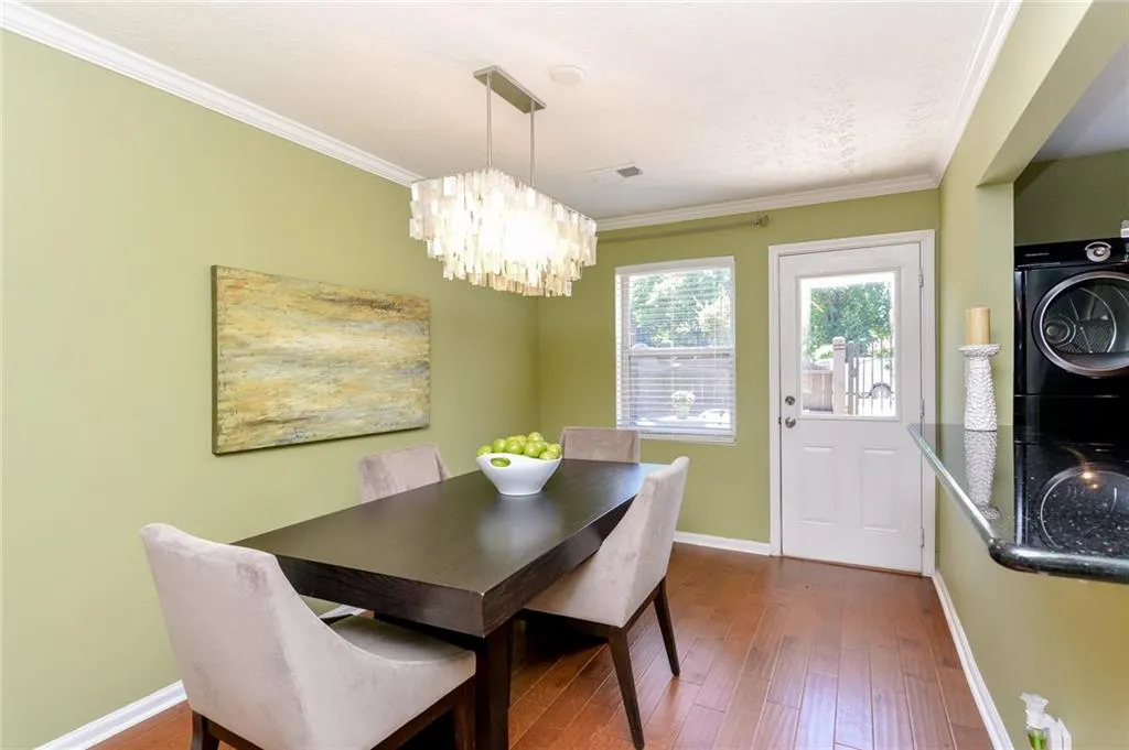 205 Winding River Drive Unit A, Atlanta, Georgia 30350, 2 Bedrooms Bedrooms, ,2 BathroomsBathrooms,Residential,Sold,205 Winding River Drive Unit A,5846225