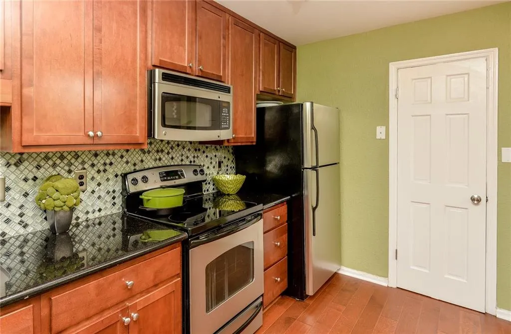 205 Winding River Drive Unit A, Atlanta, Georgia 30350, 2 Bedrooms Bedrooms, ,2 BathroomsBathrooms,Residential,Sold,205 Winding River Drive Unit A,5846225