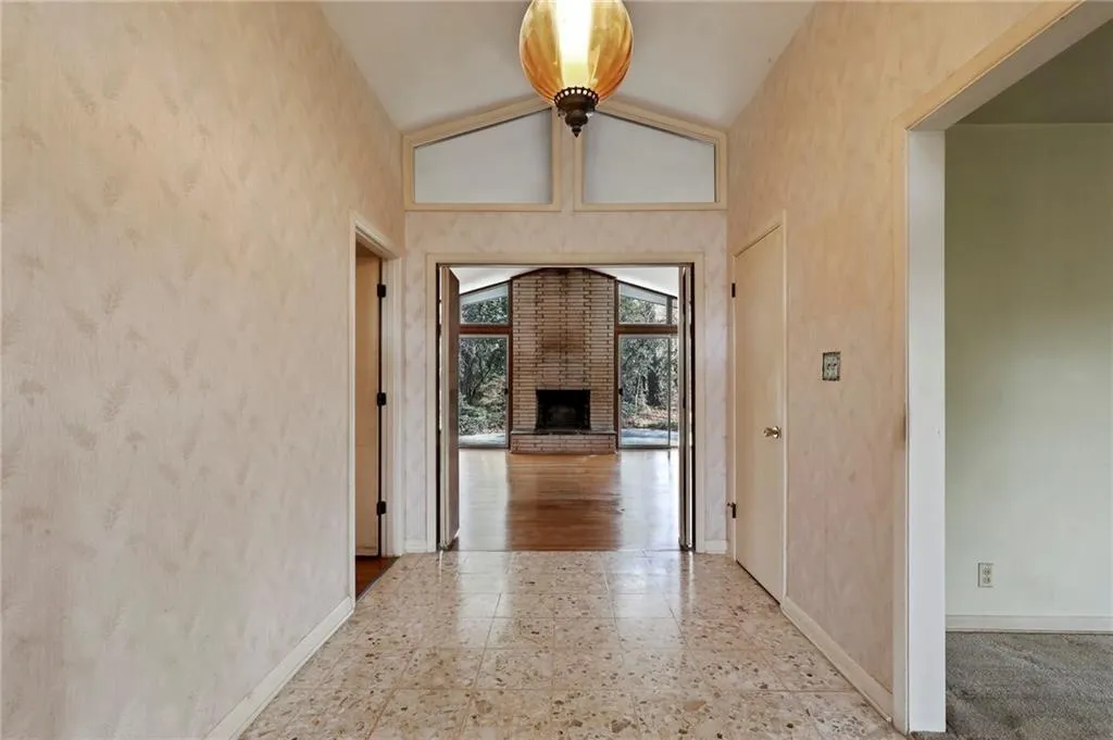 6365 River Overlook Drive, Atlanta, Georgia 30328, 4 Bedrooms Bedrooms, ,3 BathroomsBathrooms,Residential,Sold,6365 River Overlook Drive,6819021
