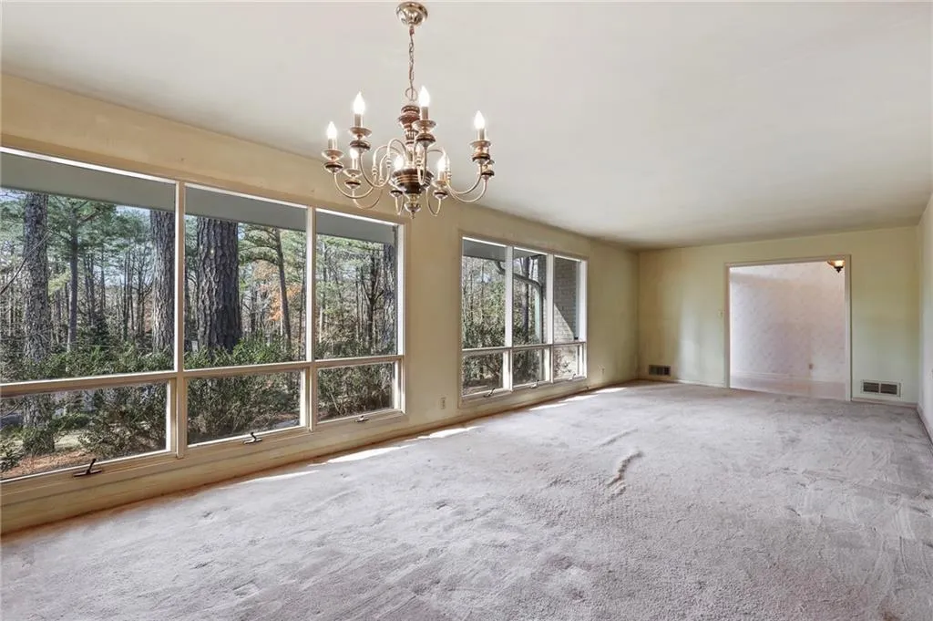 6365 River Overlook Drive, Atlanta, Georgia 30328, 4 Bedrooms Bedrooms, ,3 BathroomsBathrooms,Residential,Sold,6365 River Overlook Drive,6819021