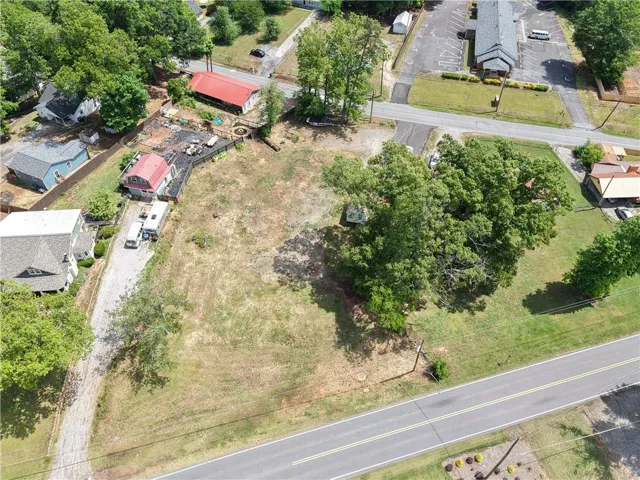 5185 Groovers Landing Road Se, Acworth, Georgia 30101