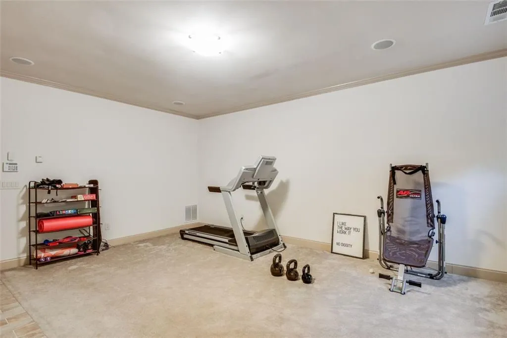 917 Persimmon Point, Sandy Springs, Georgia 30328, 2 Bedrooms Bedrooms, ,2 BathroomsBathrooms,Residential,Sold,917 Persimmon Point,7146899