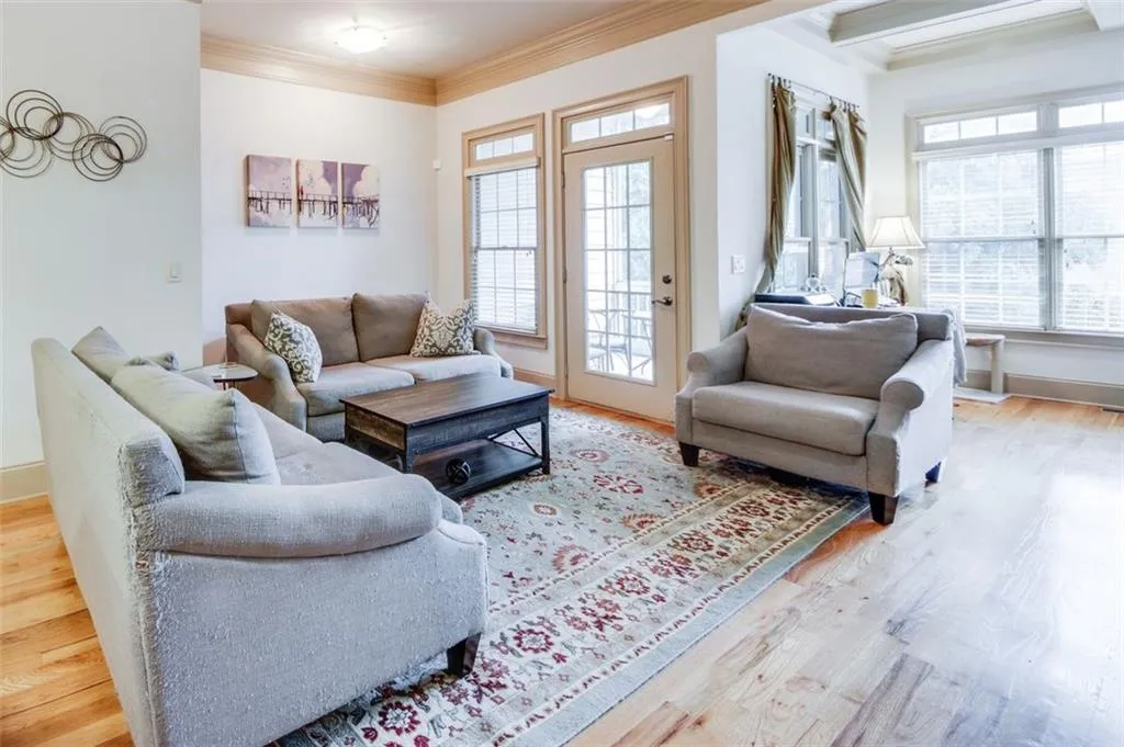 917 Persimmon Point, Sandy Springs, Georgia 30328, 2 Bedrooms Bedrooms, ,2 BathroomsBathrooms,Residential,Sold,917 Persimmon Point,7146899