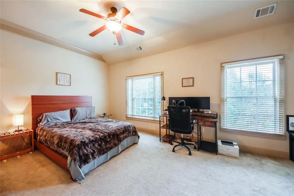 917 Persimmon Point, Sandy Springs, Georgia 30328, 2 Bedrooms Bedrooms, ,2 BathroomsBathrooms,Residential,Sold,917 Persimmon Point,7146899