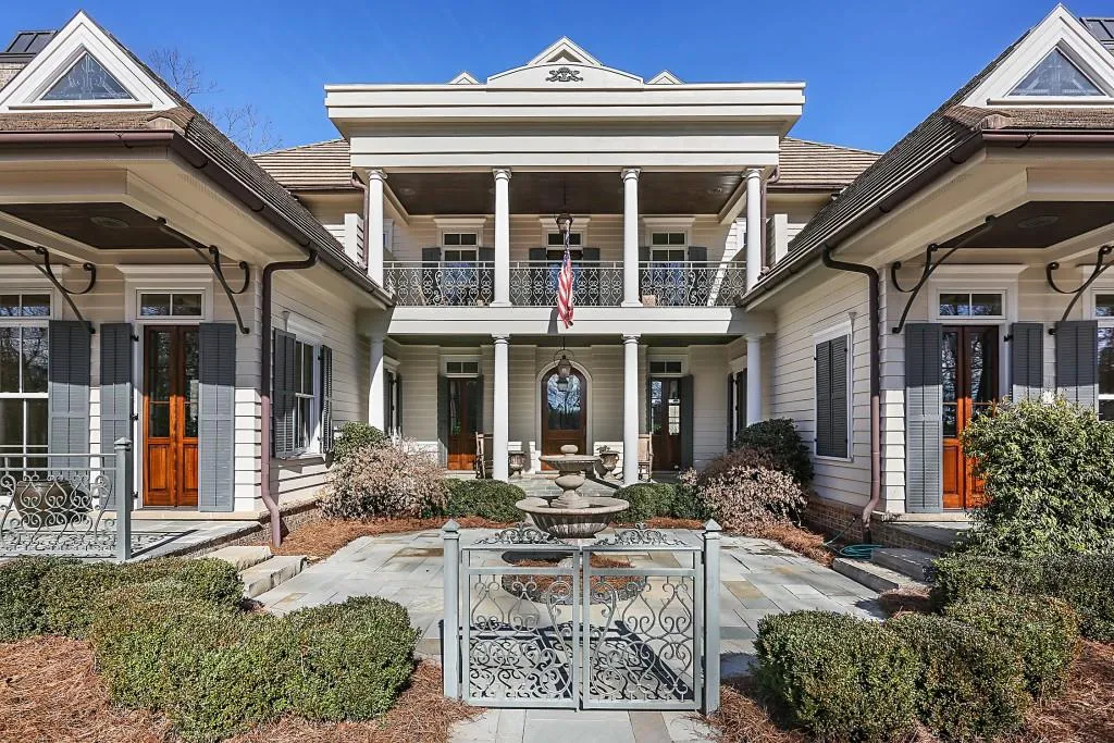 500 Belada Boulevard, Sandy Springs, Georgia 30342, 6 Bedrooms Bedrooms, ,6 BathroomsBathrooms,Residential,Sold,500 Belada Boulevard,5551999