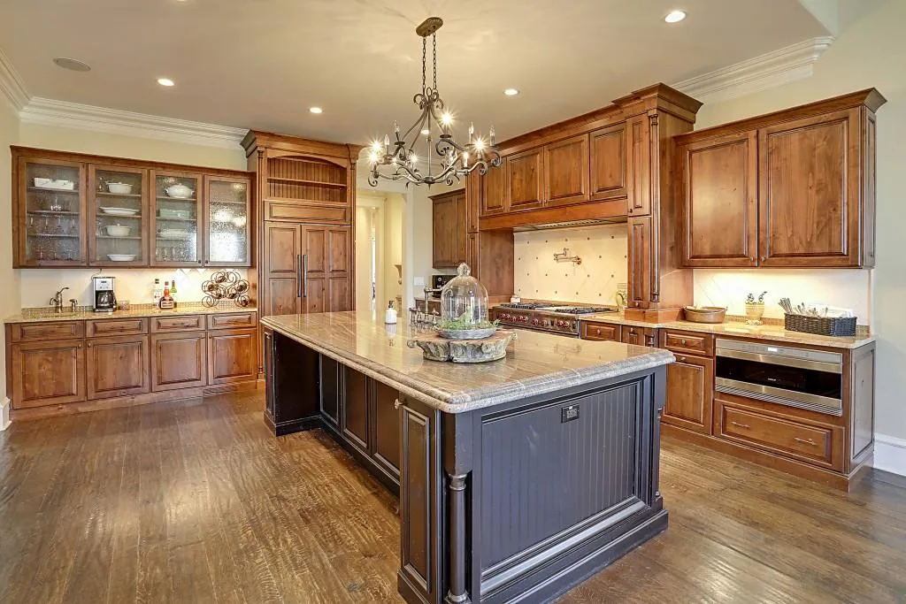 500 Belada Boulevard, Sandy Springs, Georgia 30342, 6 Bedrooms Bedrooms, ,6 BathroomsBathrooms,Residential,Sold,500 Belada Boulevard,5551999
