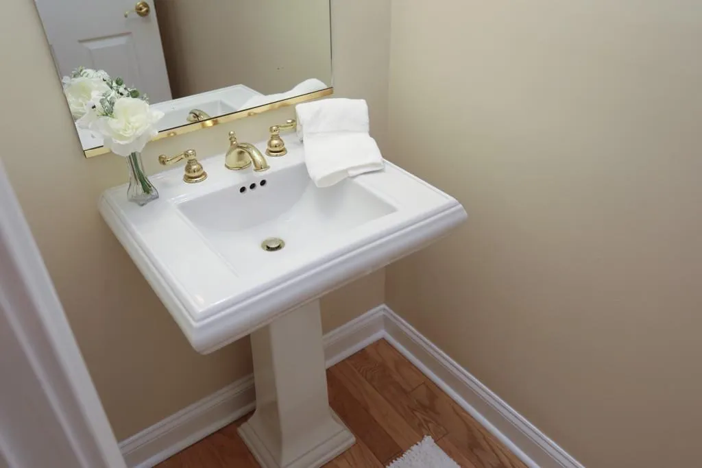 5415 Northland Drive Unit 302, Sandy Springs, Georgia 30342, 1 Bedroom Bedrooms, ,1 BathroomBathrooms,Residential,Sold,5415 Northland Drive Unit 302,6598709