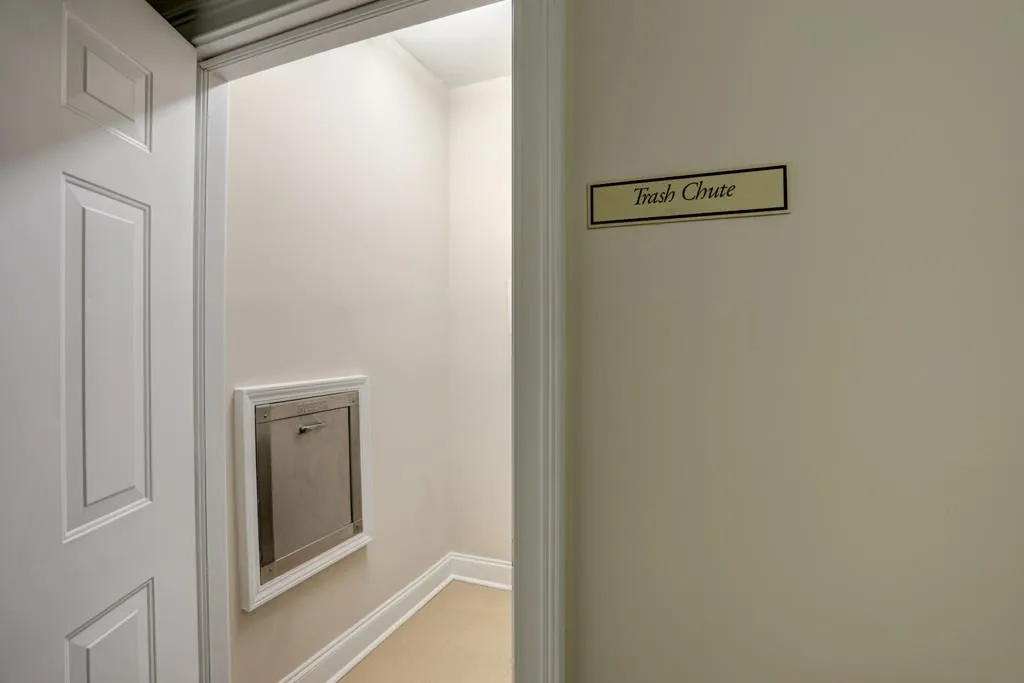 5415 Northland Drive Unit 302, Sandy Springs, Georgia 30342, 1 Bedroom Bedrooms, ,1 BathroomBathrooms,Residential,Sold,5415 Northland Drive Unit 302,6598709