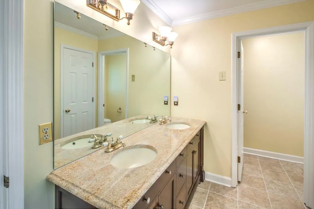 275 Lackland Court, Atlanta, Georgia 30350, 4 Bedrooms Bedrooms, ,3 BathroomsBathrooms,Residential,Sold,275 Lackland Court,5680175