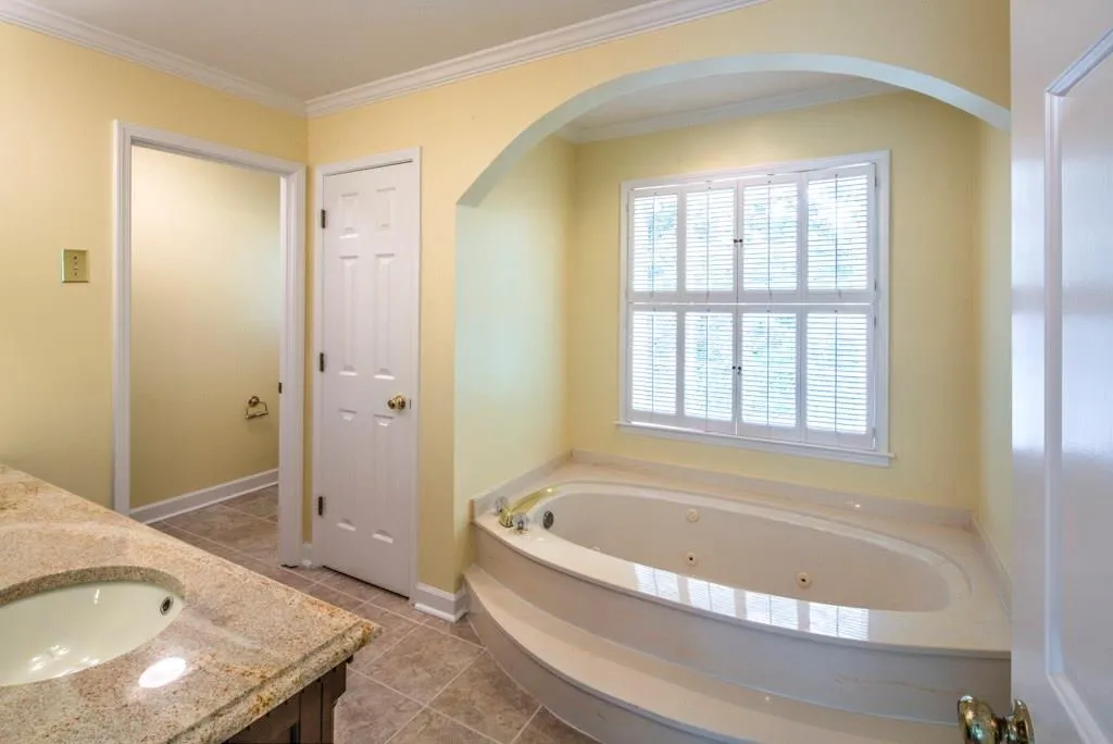 275 Lackland Court, Atlanta, Georgia 30350, 4 Bedrooms Bedrooms, ,3 BathroomsBathrooms,Residential,Sold,275 Lackland Court,5680175