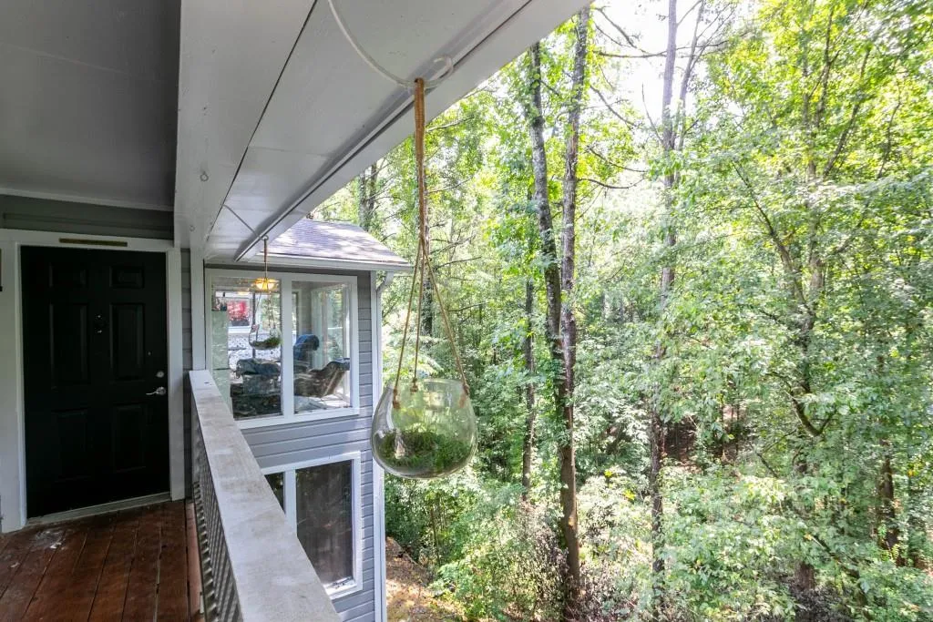 1609 Vicksburg Place, Sandy Springs, Georgia 30350, 2 Bedrooms Bedrooms, ,2 BathroomsBathrooms,Residential,Sold,1609 Vicksburg Place,6764871