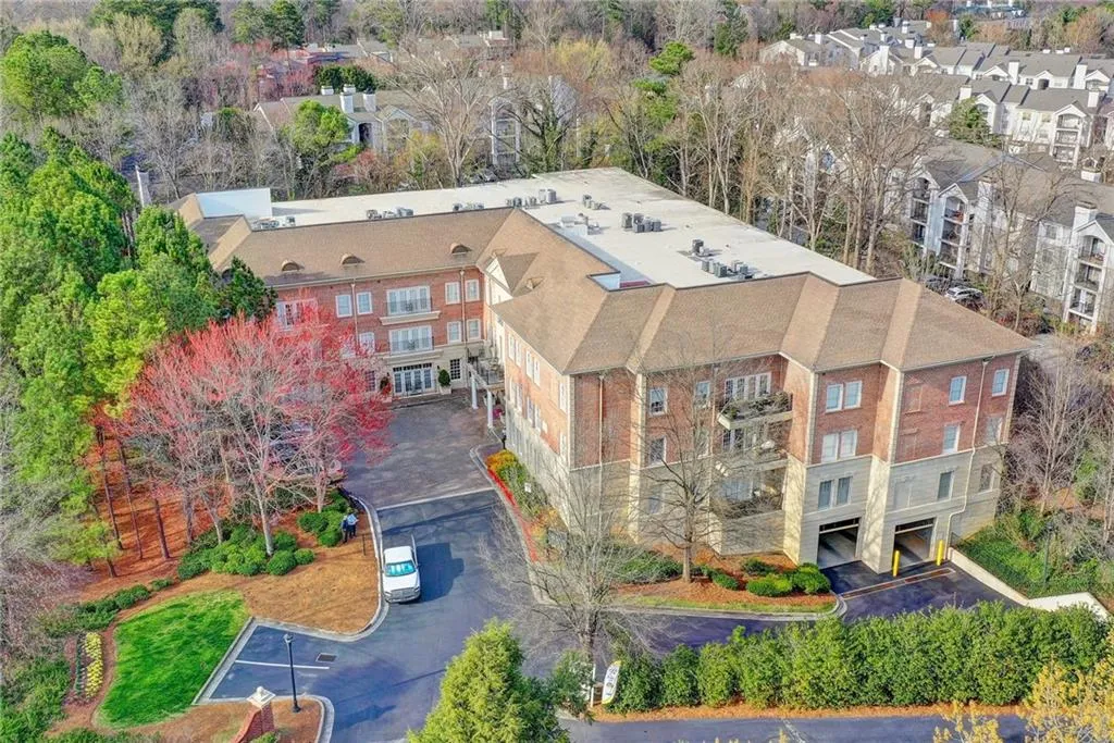 5415 Northland Drive Unit 205, Sandy Springs, Georgia 30342, 2 Bedrooms Bedrooms, ,2 BathroomsBathrooms,Residential,Sold,5415 Northland Drive Unit 205,6855020