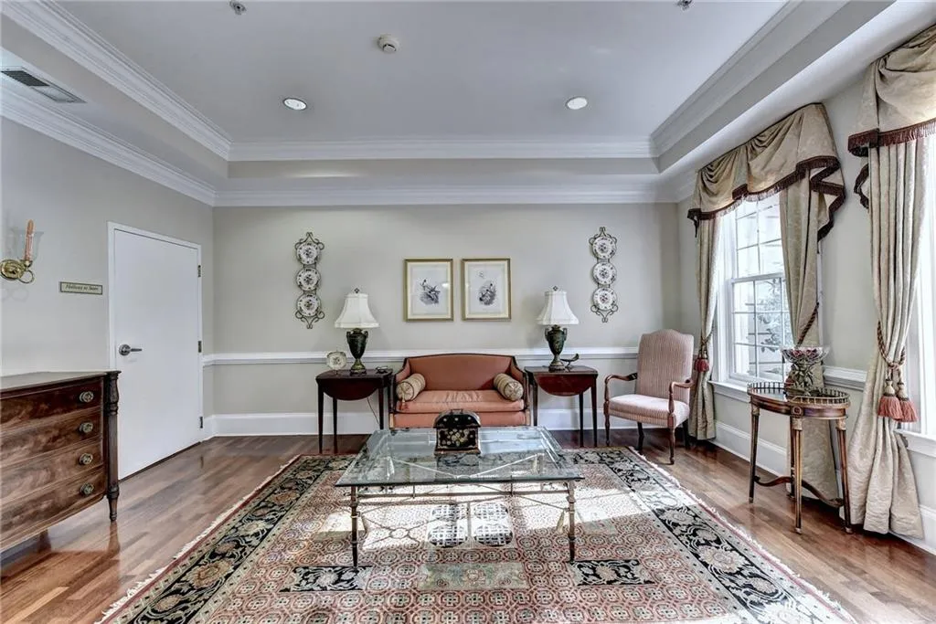 5415 Northland Drive Unit 205, Sandy Springs, Georgia 30342, 2 Bedrooms Bedrooms, ,2 BathroomsBathrooms,Residential,Sold,5415 Northland Drive Unit 205,6855020