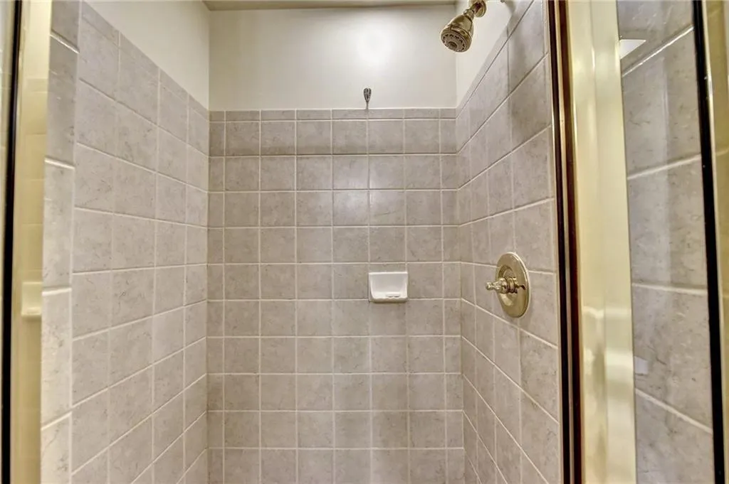 5415 Northland Drive Unit 205, Sandy Springs, Georgia 30342, 2 Bedrooms Bedrooms, ,2 BathroomsBathrooms,Residential,Sold,5415 Northland Drive Unit 205,6855020