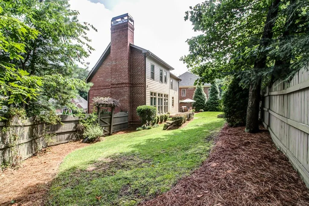 240 Fieldsborn Court, Atlanta, Georgia 30328, 4 Bedrooms Bedrooms, ,3 BathroomsBathrooms,Residential,Sold,240 Fieldsborn Court,5568531