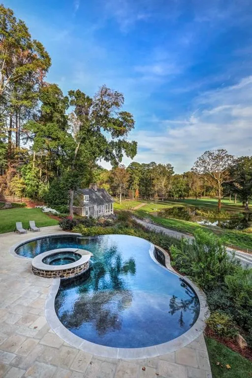 4975 Peachtree Dunwoody Road, Atlanta, Georgia 30342, 6 Bedrooms Bedrooms, ,6 BathroomsBathrooms,Residential,Sold,4975 Peachtree Dunwoody Road,6096918
