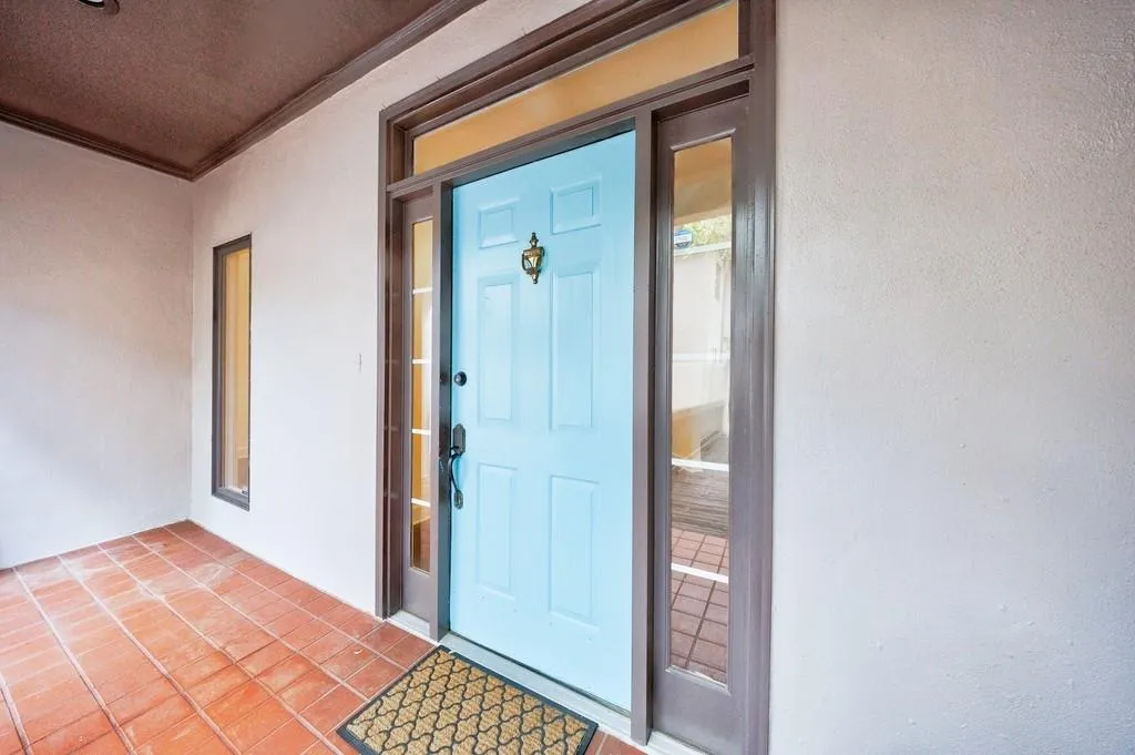 3491 Roswell Road Ne Unit E, Atlanta, Georgia 30305, 2 Bedrooms Bedrooms, ,2 BathroomsBathrooms,Residential,For Sale,3491 Roswell Road Ne Unit E,7625302