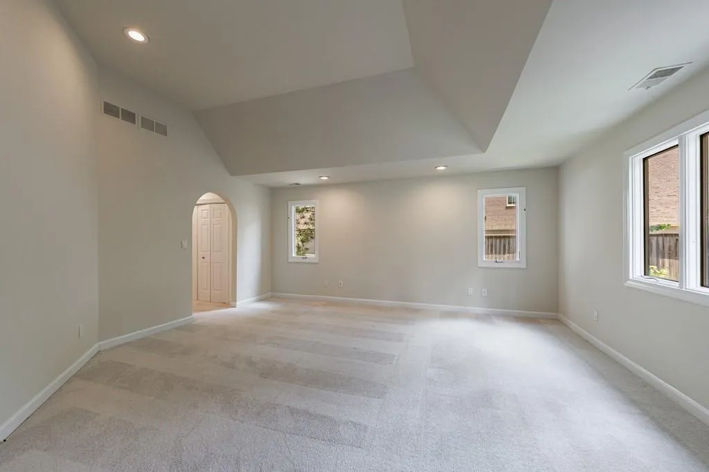 3491 Roswell Road Ne Unit E, Atlanta, Georgia 30305, 2 Bedrooms Bedrooms, ,2 BathroomsBathrooms,Residential,For Sale,3491 Roswell Road Ne Unit E,7625302