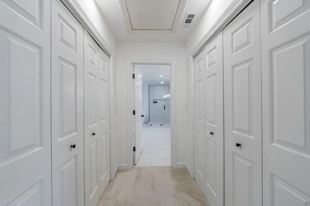 3491 Roswell Road Ne Unit E, Atlanta, Georgia 30305, 2 Bedrooms Bedrooms, ,2 BathroomsBathrooms,Residential,For Sale,3491 Roswell Road Ne Unit E,7625302