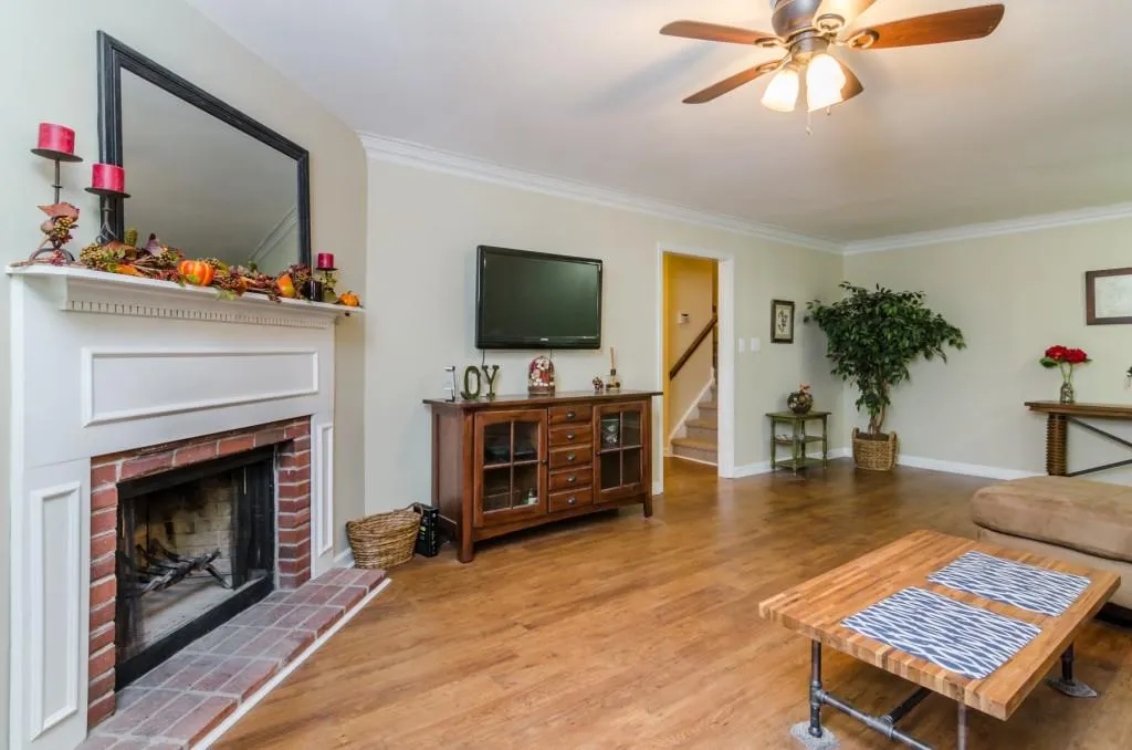 321 The Chace Unit 321, Atlanta, Georgia 30328, 3 Bedrooms Bedrooms, ,2 BathroomsBathrooms,Residential,Sold,321 The Chace Unit 321,5776102