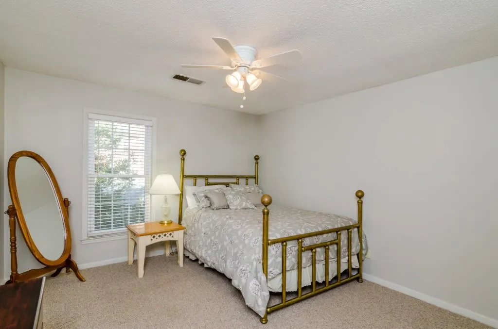 321 The Chace Unit 321, Atlanta, Georgia 30328, 3 Bedrooms Bedrooms, ,2 BathroomsBathrooms,Residential,Sold,321 The Chace Unit 321,5776102
