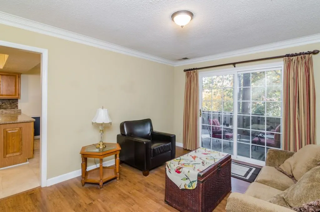 321 The Chace Unit 321, Atlanta, Georgia 30328, 3 Bedrooms Bedrooms, ,2 BathroomsBathrooms,Residential,Sold,321 The Chace Unit 321,5776102